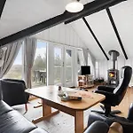 2555-romo-a-m-listsvej-6 *